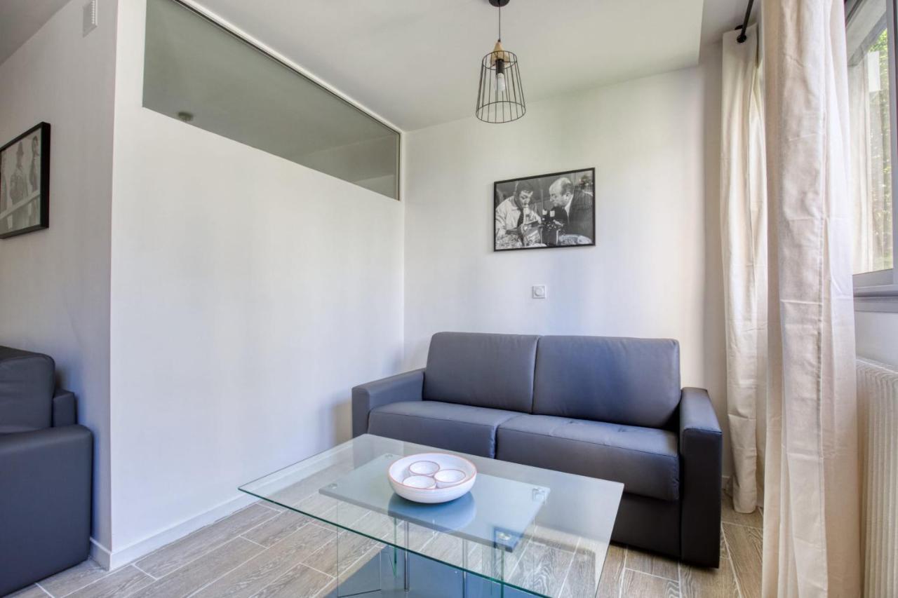 Charming Apartment In The Heart Of The 19Th Parijs Buitenkant foto