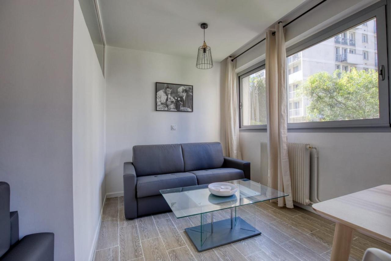Charming Apartment In The Heart Of The 19Th Parijs Buitenkant foto