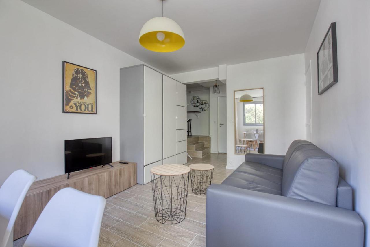 Charming Apartment In The Heart Of The 19Th Parijs Buitenkant foto